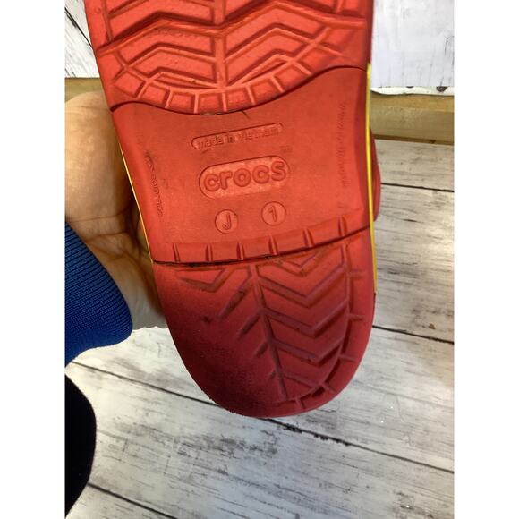 CROCS Lightning McQueen Shoes Classic Clogs Pixar Cars Movie Red Kids Sz J1 - Picture 4 of 5